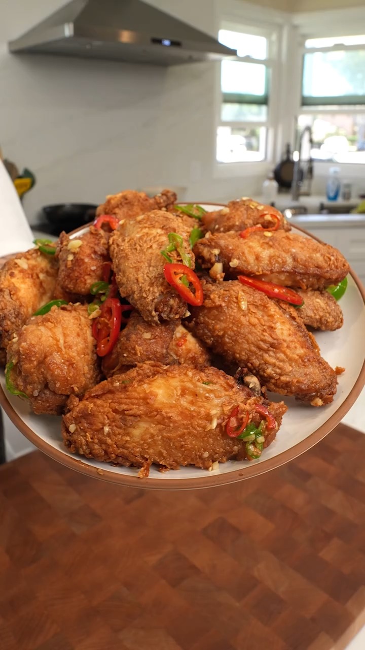 Salt and Pepper Chicken Wings