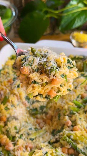 Lemon Pepper Orzo Casserole