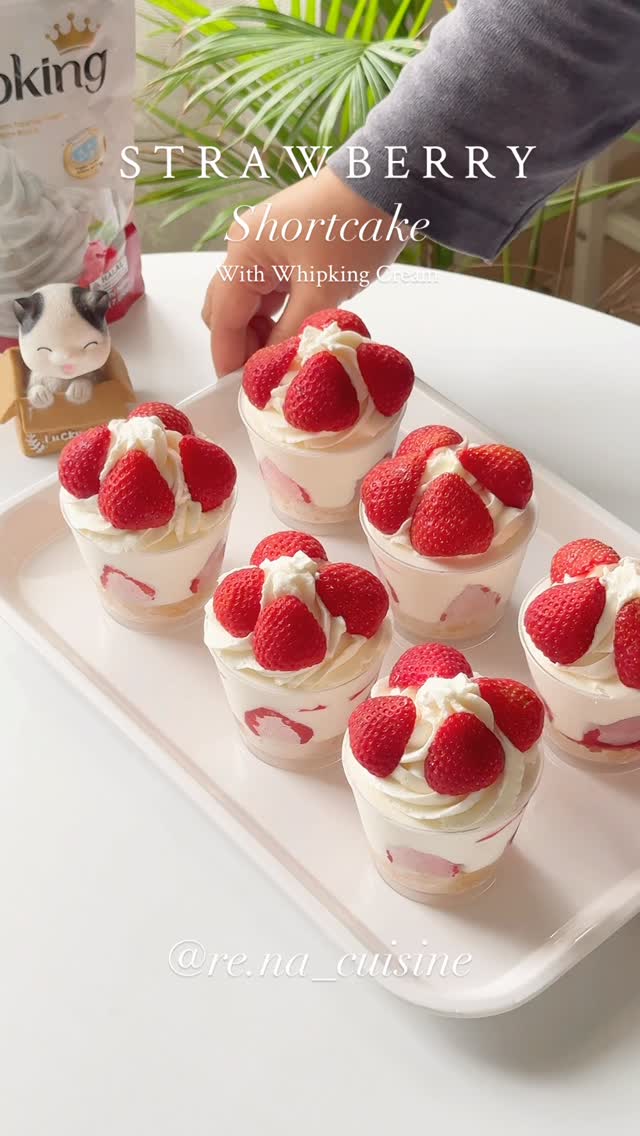 No Bake Strawberry Shortcake