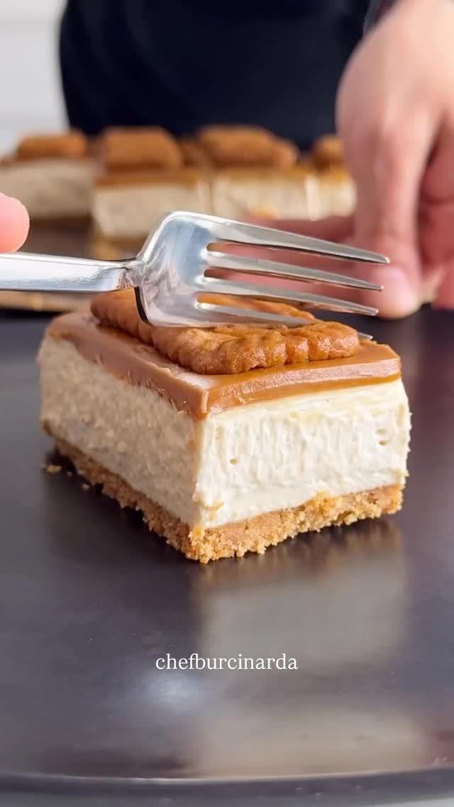 Pişmeyen Lotus Cheesecake