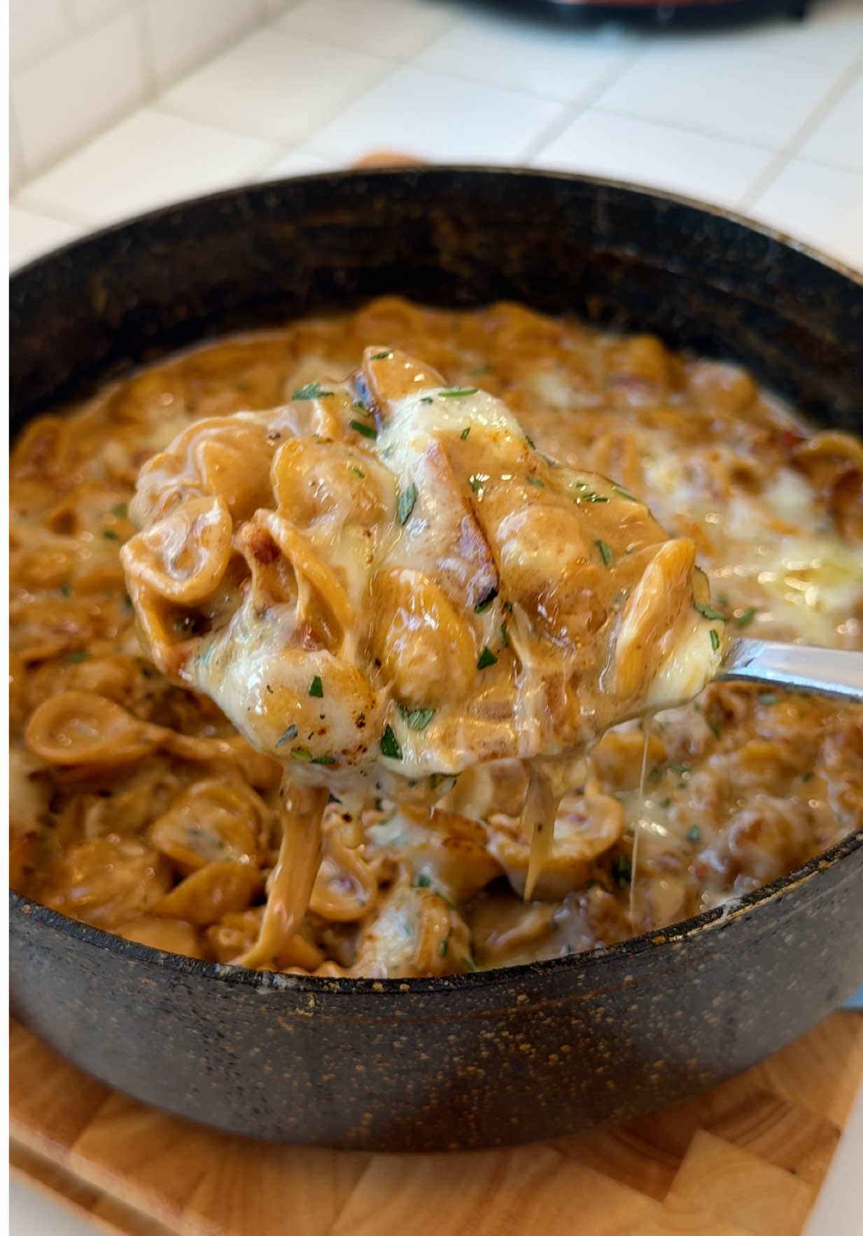 One Pot Creamy French Onion Pasta