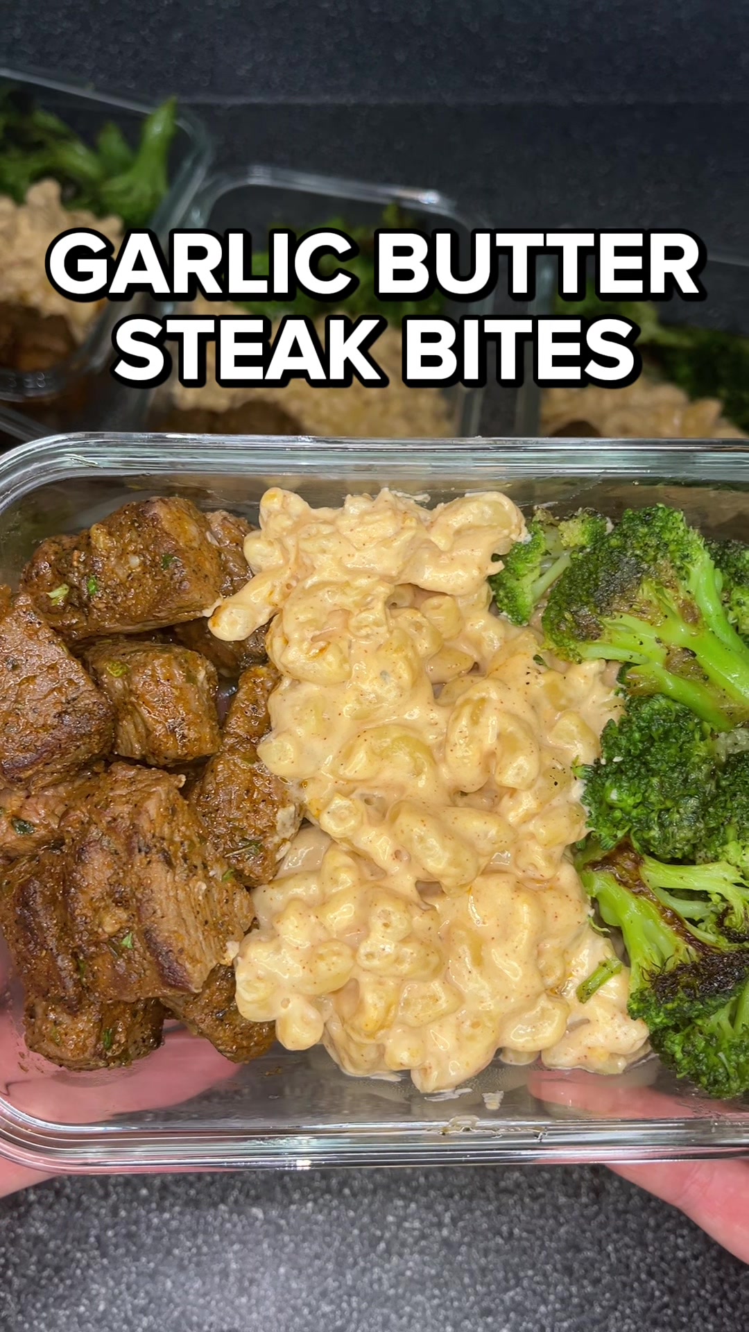 Garlic Butter Steak Bites with Mac n Cheese and Roasted Broccoli