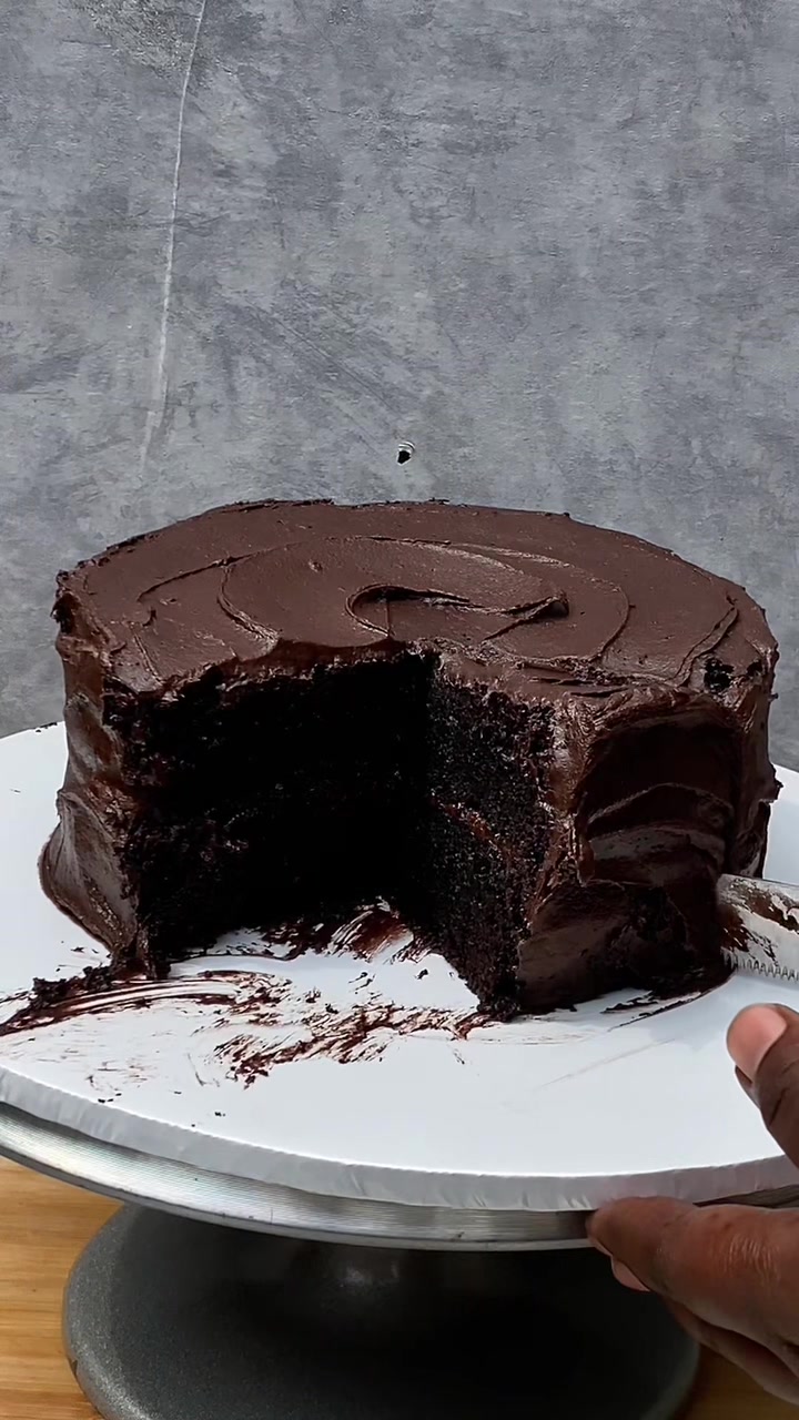 Rich Chocolate Cake